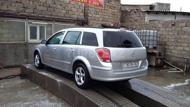 Opel Astra 2006, 240,000 km - 1.6 l - Bakı