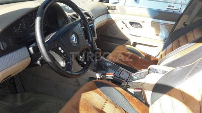 BMW 528 1998, 330,000 km - 2.8 l - Bakı