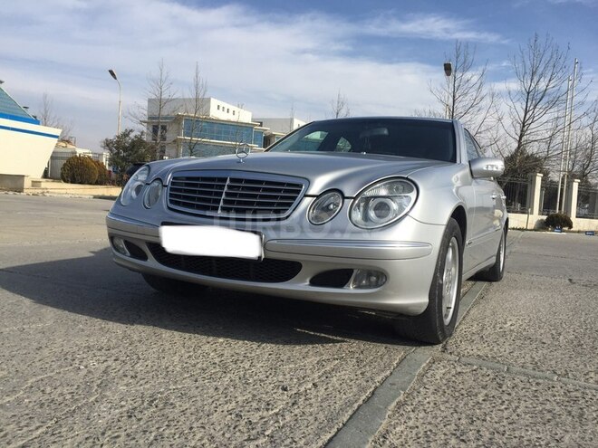 Mercedes E 220 2002, 206,000 km - 2.2 l - Bakı