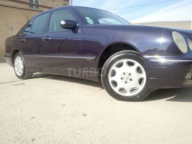 Mercedes E 240 2000, 259,436 km - 2.8 l - Bakı