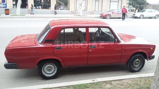 LADA (VAZ) 2107 2006, 185,000 km - 1.6 l - Gəncə