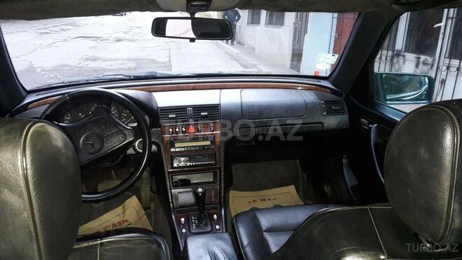 Mercedes C 240 1997, 380,000 km - 2.4 l - Bakı