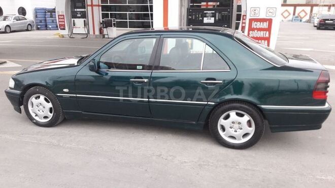 Mercedes C 240 1997, 380,000 km - 2.4 l - Bakı