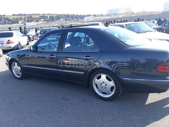 Mercedes E 320 2002, 450,000 km - 3.2 l - Bakı