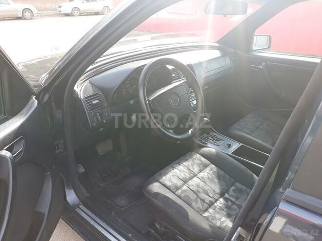 Mercedes  1997, 310,000 km - 1.8 l - Gəncə