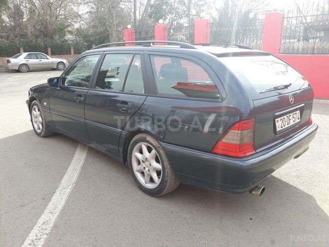 Mercedes  1997, 310,000 km - 1.8 l - Gəncə