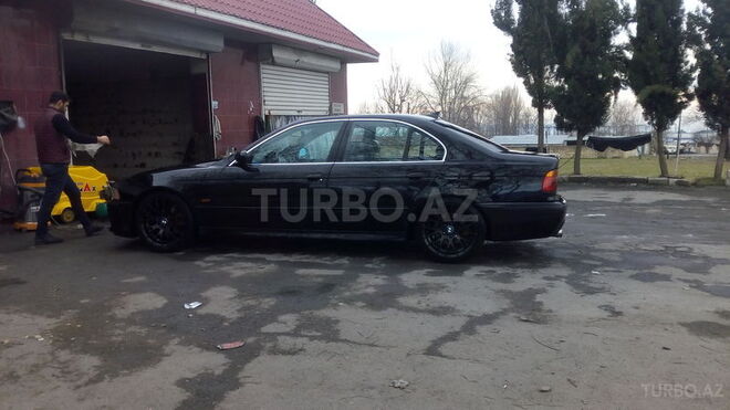BMW 525 2001, 340,000 km - 2.5 l - Qəbələ