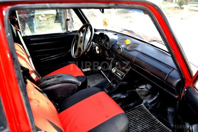LADA (VAZ) 2106 1980, 400,000 km - 1.3 l - Sumqayıt