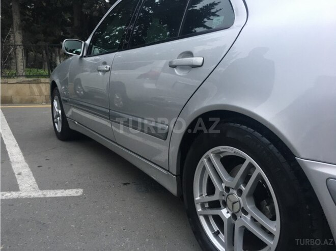 Mercedes E 240 2001, 240,000 km - 2.6 л - Bakı