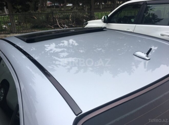 Mercedes E 240 2001, 240,000 km - 2.6 л - Bakı