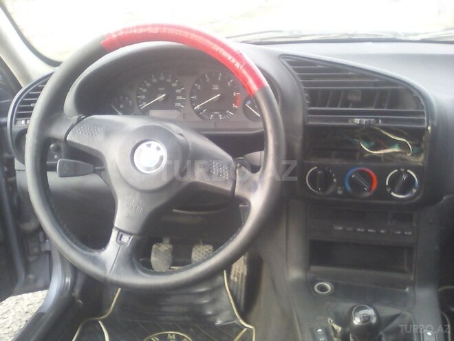 BMW 318 1994, 371,700 km - 1.8 л - Xaçmaz