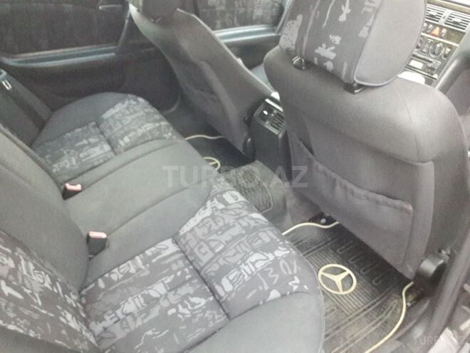 Mercedes E 240 1998, 294,000 km - 2.4 л - Bakı