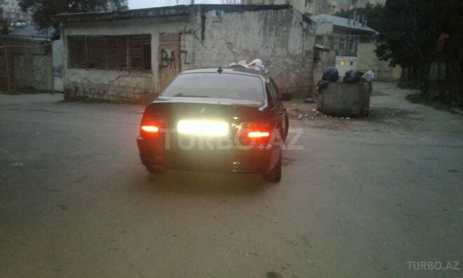 BMW 325 1999, 258,000 km - 2.5 l - Bakı
