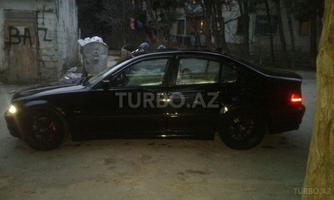 BMW 325 1999, 258,000 km - 2.5 l - Bakı