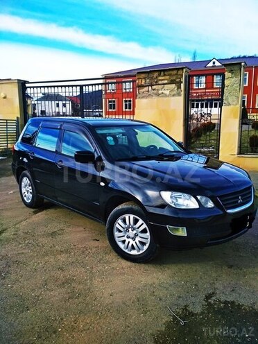 Mitsubishi Airtrek 2002, 25,000 km - 2.0 l - Qusar