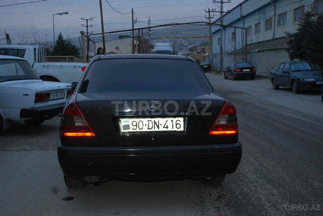 Mercedes C 180 1993, 242,000 km - 1.8 l - Bakı