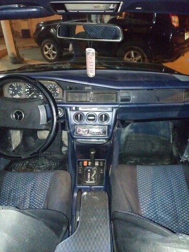 Mercedes 190 1991, 236,000 km - 2.0 l - Bakı
