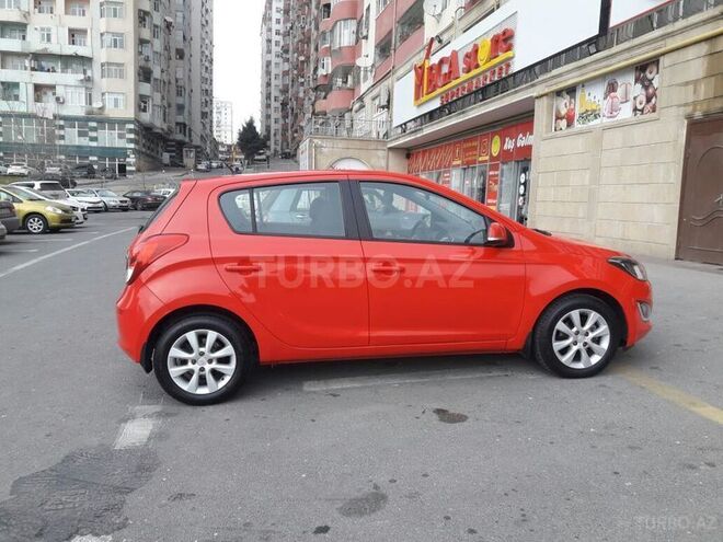 Hyundai i20 2012, 75,000 km - 1.2 л - Bakı