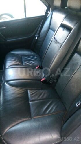 Mercedes E 280 1998, 260,000 km - 2.8 l - Bakı