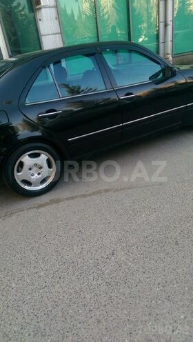 Mercedes E 280 1998, 260,000 km - 2.8 l - Bakı