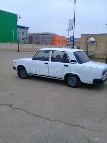 LADA (VAZ) 2107 2008, 98,000 km - 1.6 л - Salyan