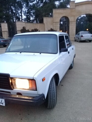 LADA (VAZ) 2107 2008, 98,000 km - 1.6 л - Salyan