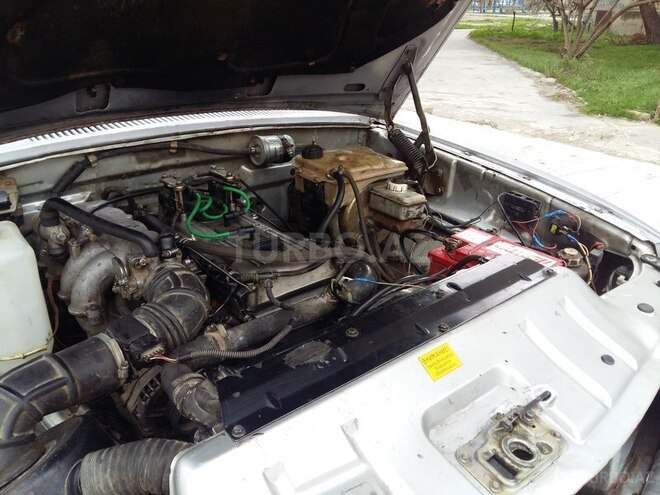 GAZ 31105 2004, 135,000 km - 2.3 l - Bakı
