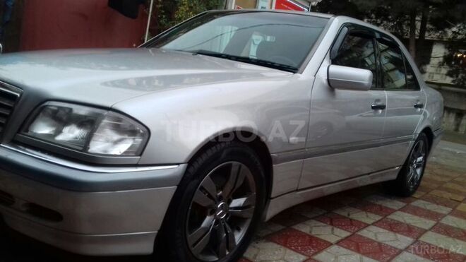 Mercedes C 240 1999, 129,000 km - 2.4 l - Bakı
