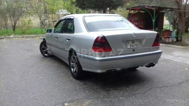 Mercedes C 240 1999, 129,000 km - 2.4 l - Bakı
