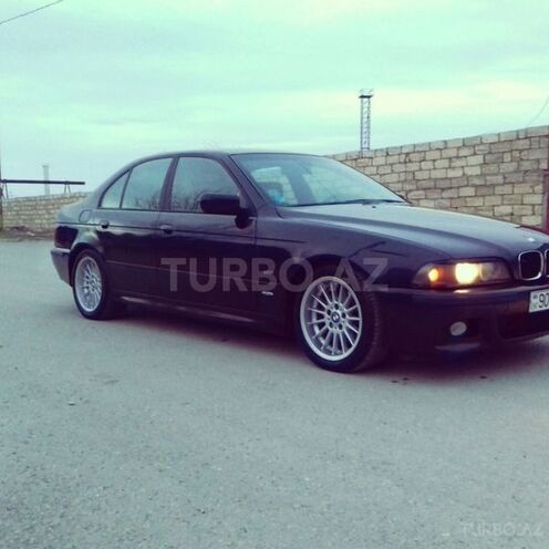 BMW 525 2001, 261,000 km - 2.5 l - Sumqayıt