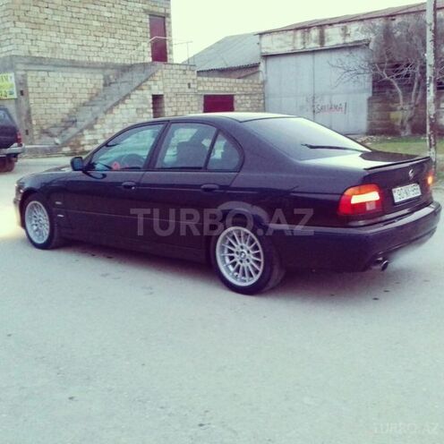 BMW 525 2001, 261,000 km - 2.5 l - Sumqayıt