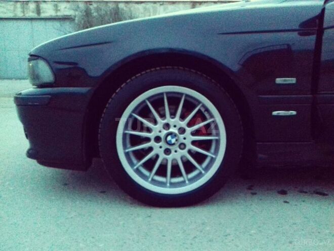 BMW 525 2001, 261,000 km - 2.5 l - Sumqayıt
