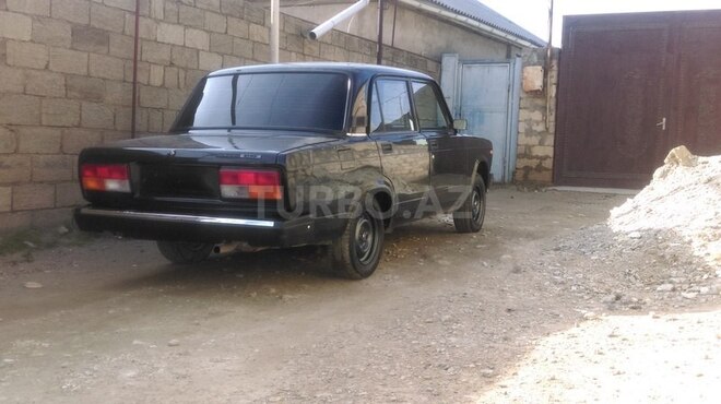 LADA (VAZ) 2107 2010, 256,000 km - 1.6 l - 