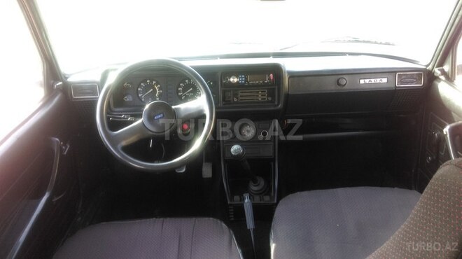 LADA (VAZ) 2107 2010, 256,000 km - 1.6 l - 