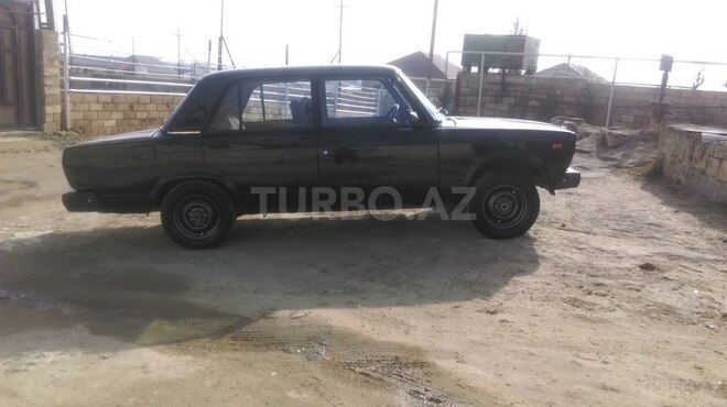 LADA (VAZ) 2107 2010, 256,000 km - 1.6 l - 