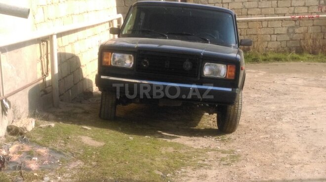 LADA (VAZ) 2107 2010, 256,000 km - 1.6 l - 