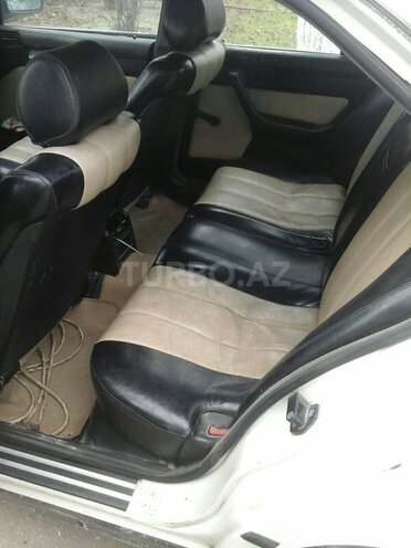 BMW 520 1994, 300,000 km - 2.0 l - Bakı