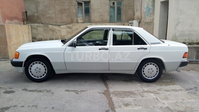 Mercedes 190 1991, 210,500 km - 2.0 л - Bakı