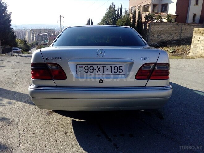 Mercedes E 220 1999, 359,000 km - 2.2 l - Bakı