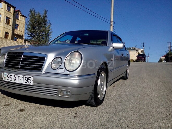 Mercedes E 220 1999, 359,000 km - 2.2 l - Bakı