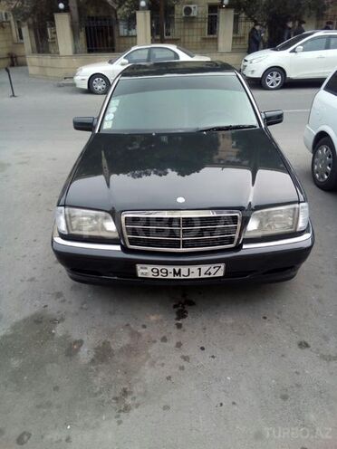 Mercedes C 220 1993, 280,000 km - 2.2 л - Bakı