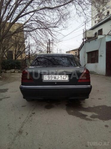 Mercedes C 220 1993, 280,000 km - 2.2 л - Bakı