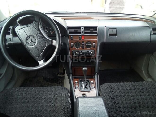 Mercedes C 220 1993, 280,000 km - 2.2 л - Bakı