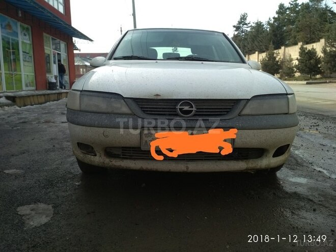 Opel Vectra 1997, 298,300 km - 2.0 l - Quba