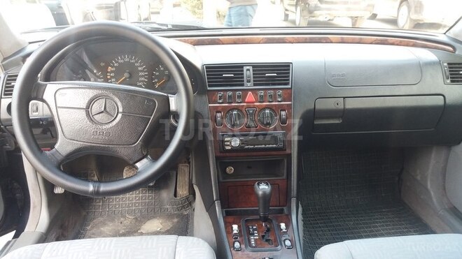 Mercedes C 180 1999, 218,000 km - 1.8 l - Bakı
