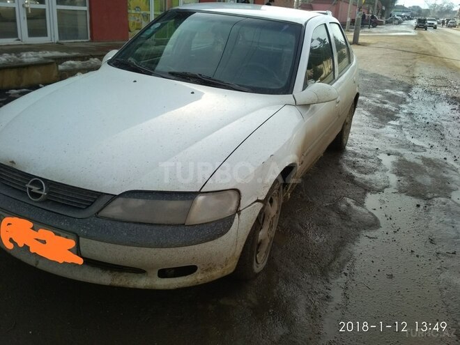 Opel Vectra 1997, 298,300 km - 2.0 l - Quba