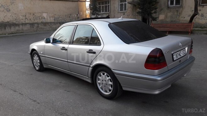 Mercedes C 200 1999, 196,154 km - 2.0 л - Sumqayıt