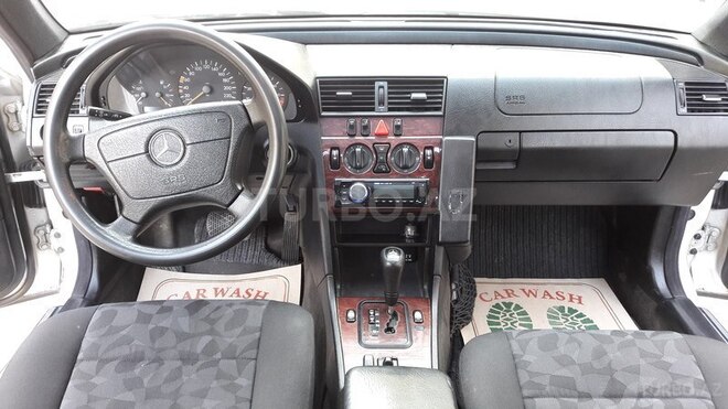 Mercedes C 200 1999, 196,154 km - 2.0 л - Sumqayıt