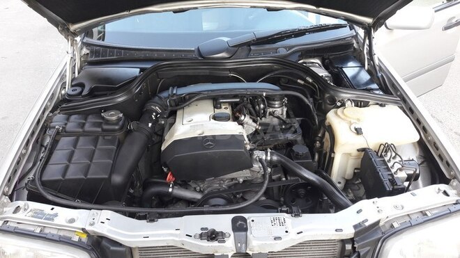 Mercedes C 200 1999, 196,154 km - 2.0 л - Sumqayıt