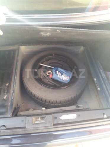Mercedes E 220 2001, 228,860 km - 2.2 l - Gədəbəy